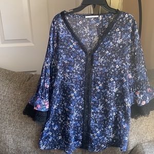 Tahiti Sheer Navy Floral with 3/4 length sleeves